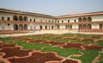 10 Facts about Agra Fort