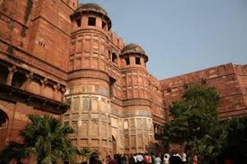 Agra Fort Red Color