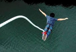 10 Facts about Bungee Jumping - Fact File